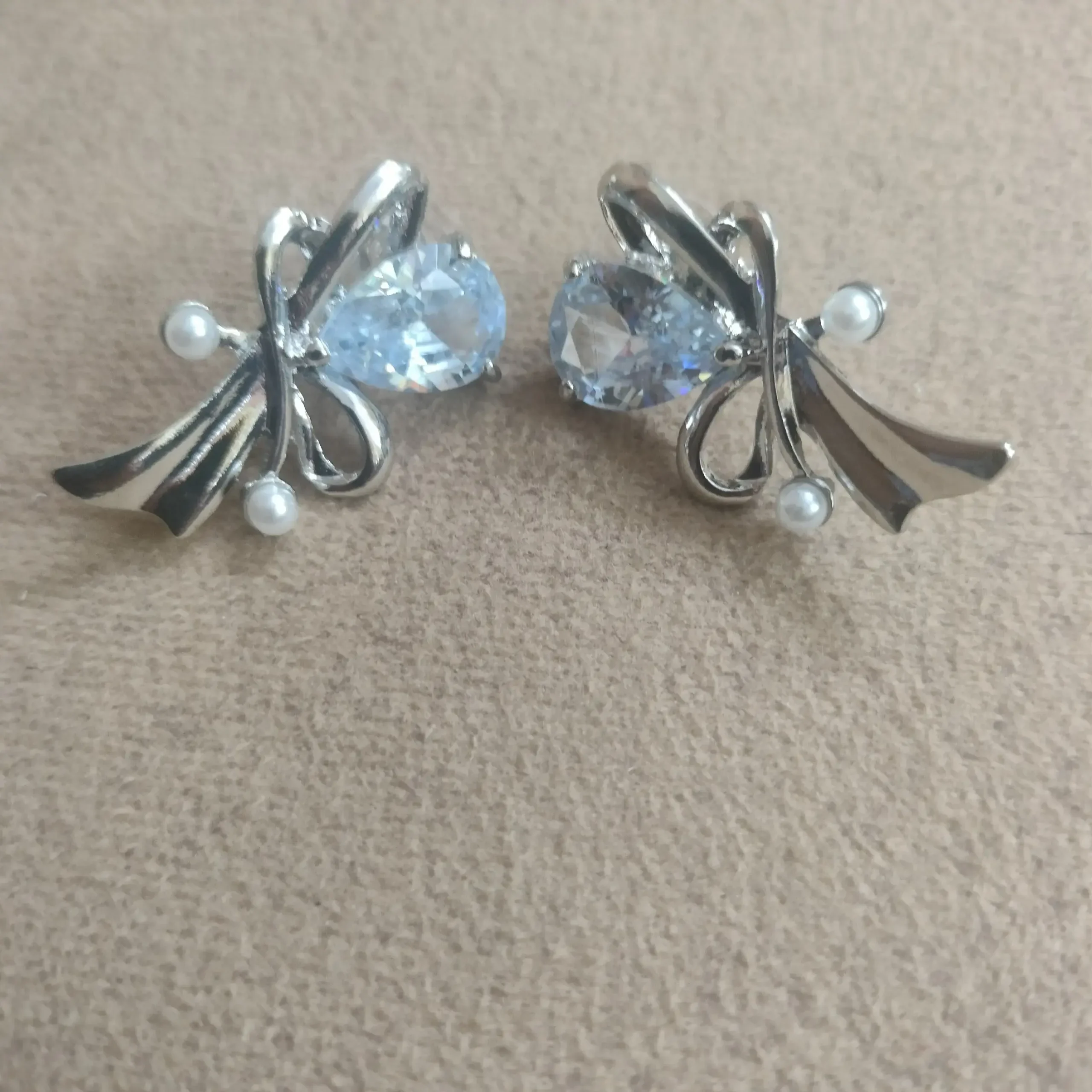 Silver Coloured Stoned Earrings With Bangle