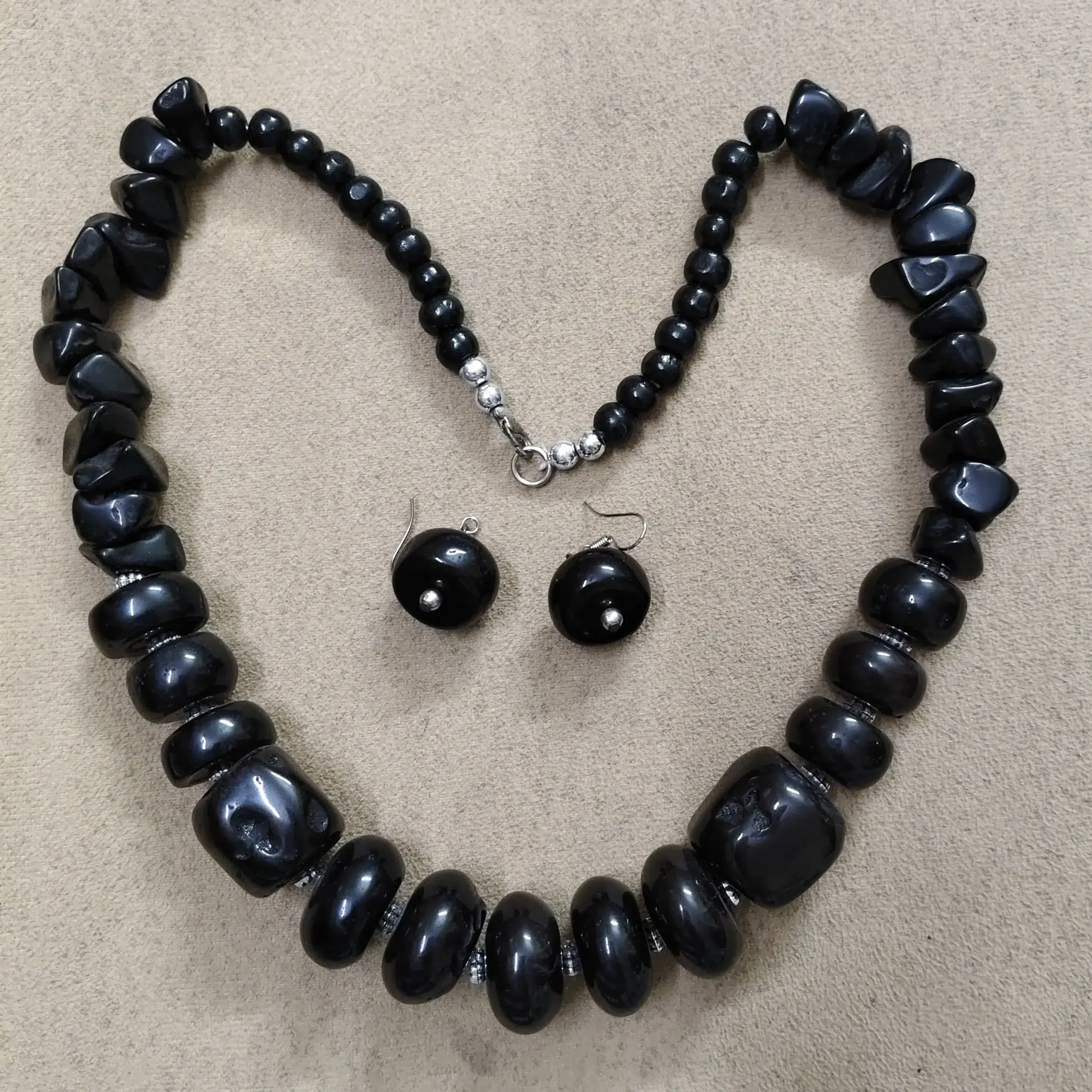 Black beads tribal necklace with earrings