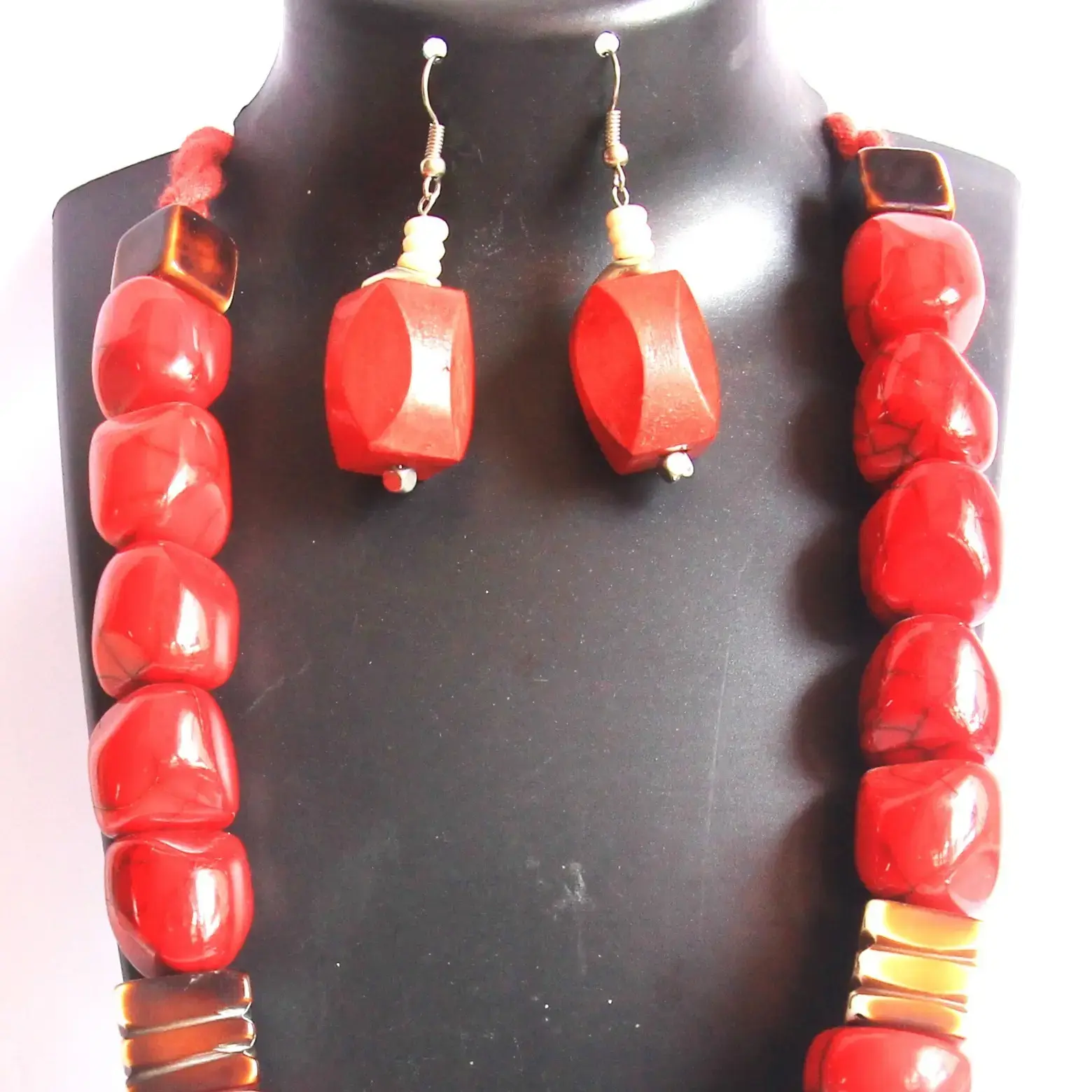 Multicolored Beads Stylish Jwellery Set