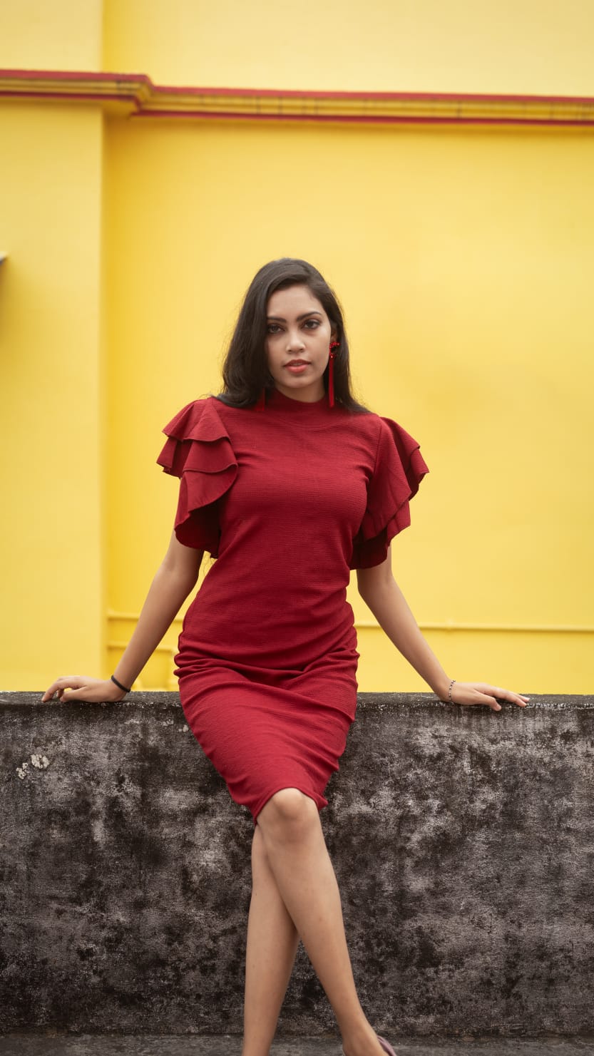 Short frock for party wear